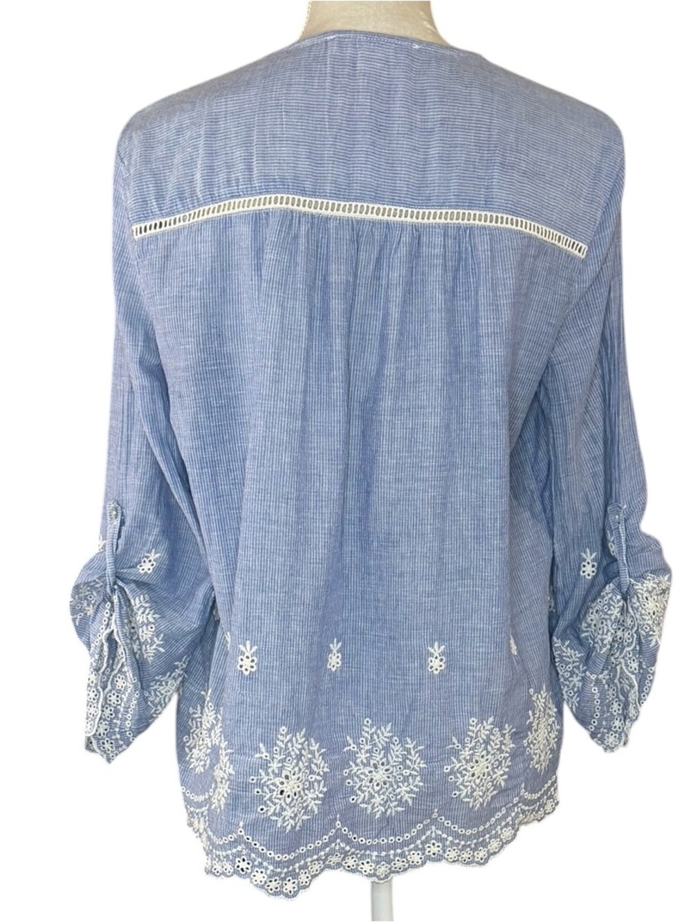 LoveStitch Large Blue White Embroidered Eyelet Boho Peasant Tunic Blouse - Picture 3 of 8